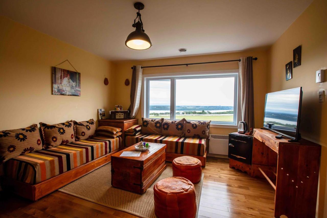 B&B Panorama St-Pierre-de-l'Île-d'Orléans Exteriör bild